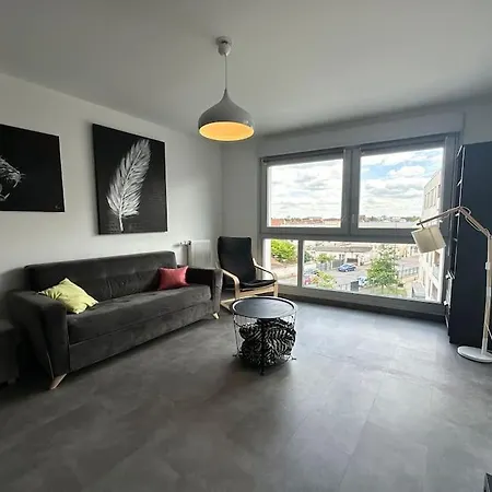 Plantation Fl, Confortable Et Agreable * Reims